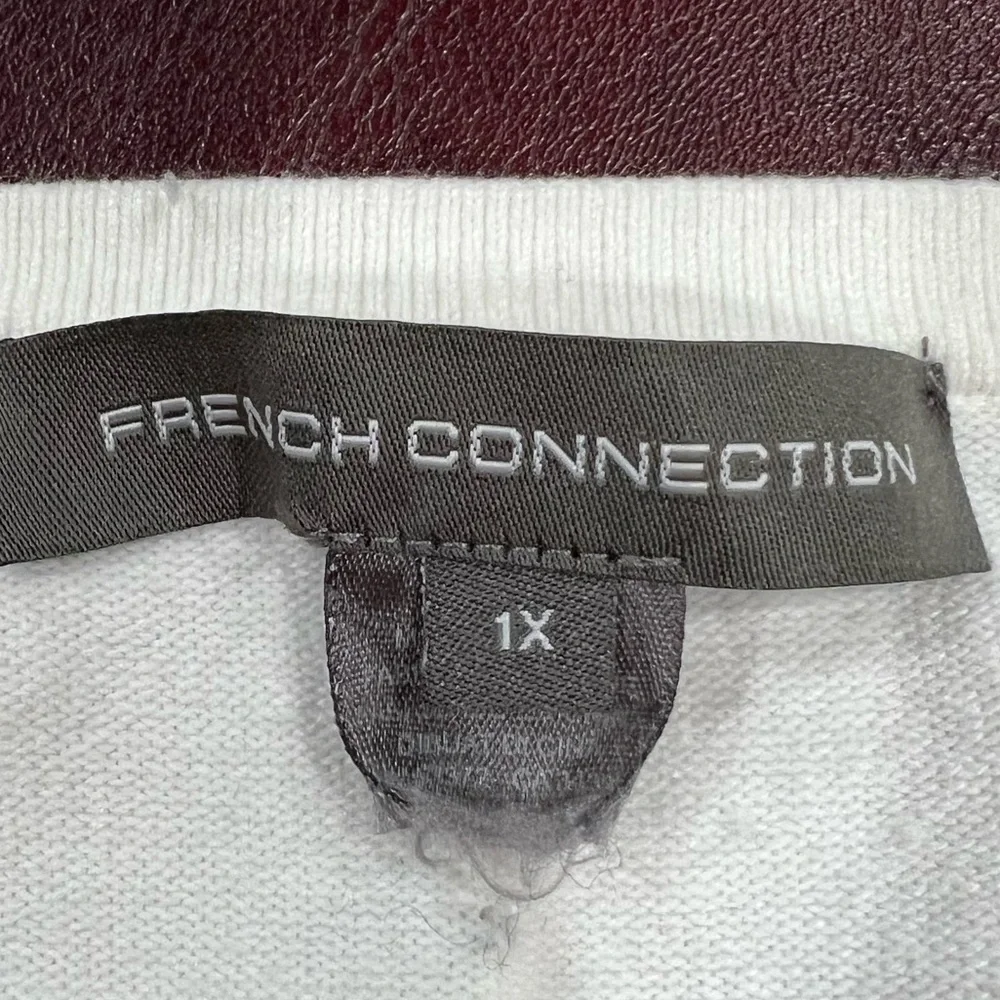 French Connection Off-White Exposed Seam Knit Jewel Neck Tunic Sweater - Size 1X